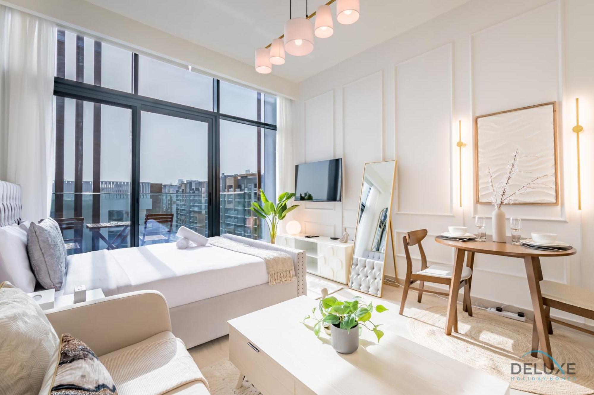 Apartment Charming In Azizi Riviera 24 By Deluxe Homes Dubai