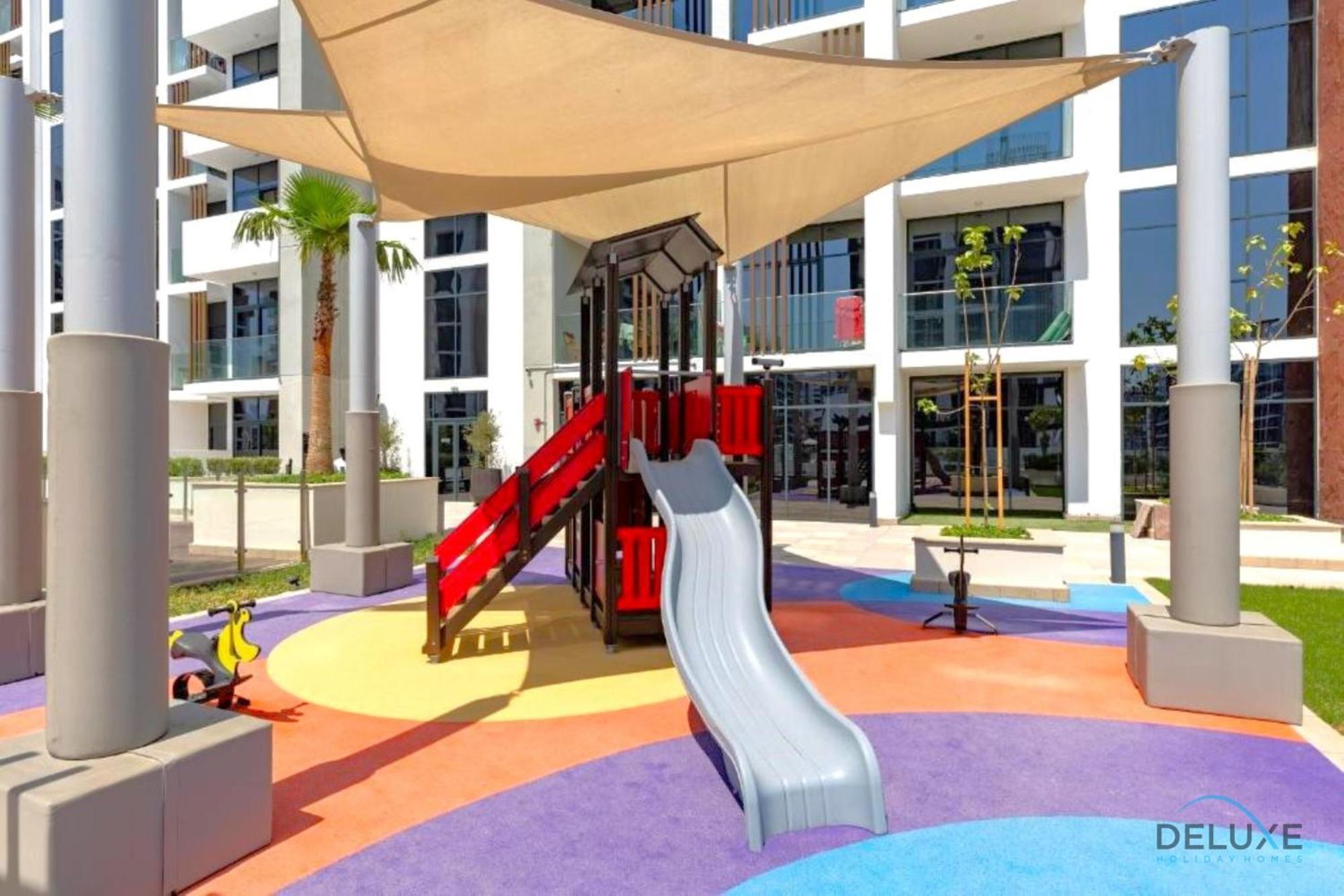 Apartment Charming In Azizi Riviera 24 By Deluxe Homes Dubai